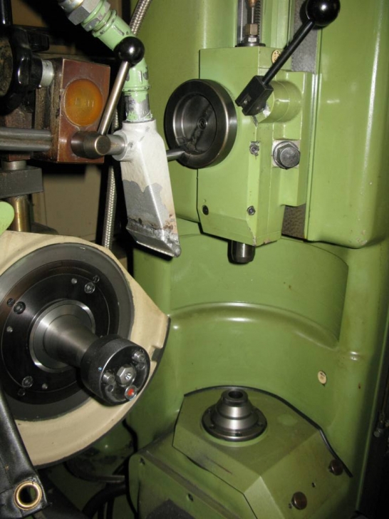 Gear grinder Reishauer RZ 300E Grinding Machines Grinding Machines